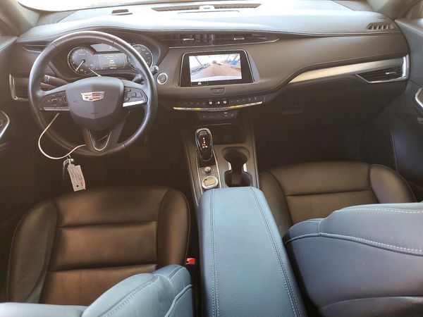 2021 CADILLAC XT4 Premium Luxury