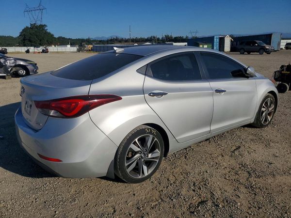 2014 HYUNDAI ELANTRA