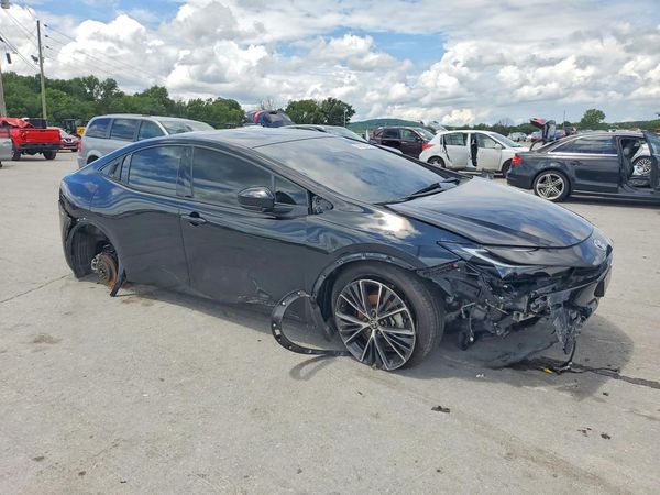 2024 TOYOTA PRIUS