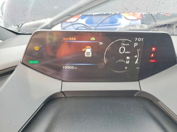 2024 TOYOTA PRIUS