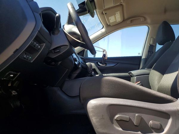 2019 NISSAN ROGUE