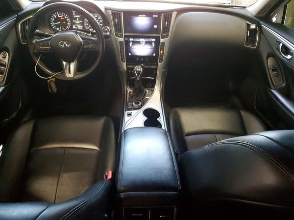 2021 INFINITI Q50 LUXE