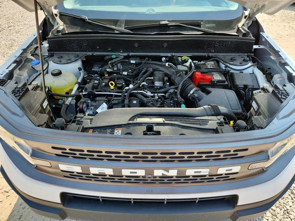 2024 FORD BRONCO SPORT Badlands — Engine bay