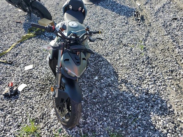 2024 DUCATI STREETFIGHTER