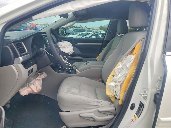 2016 TOYOTA HIGHLANDER Base/Hybrid