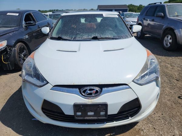 2013 HYUNDAI VELOSTER