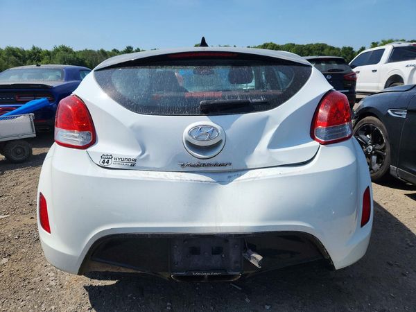 2013 HYUNDAI VELOSTER
