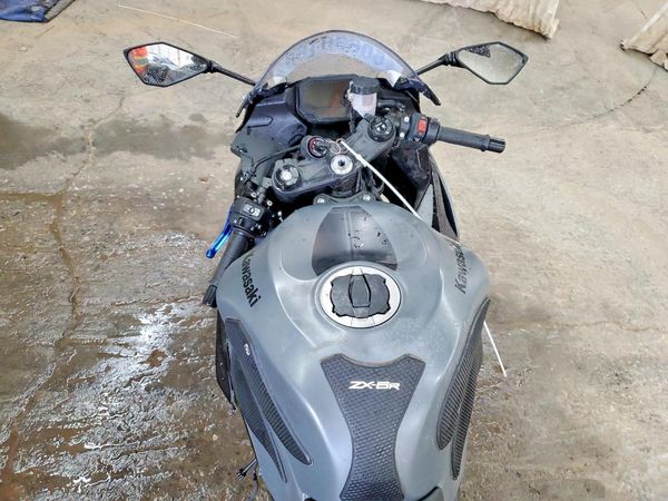 2025 KAWASAKI ZX636