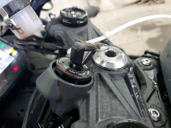 2025 KAWASAKI ZX636