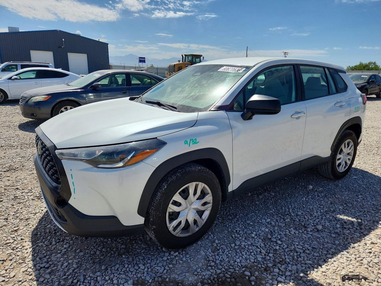 2024 TOYOTA COROLLA CROSS