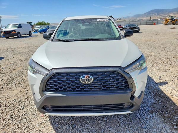 2024 TOYOTA COROLLA CROSS