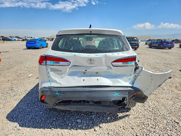 2024 TOYOTA COROLLA CROSS