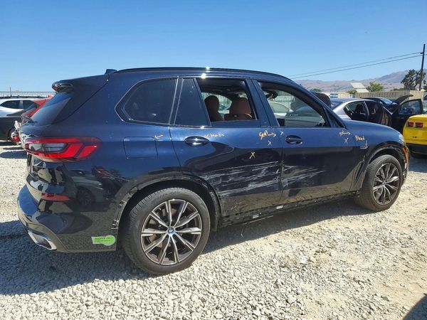 2023 BMW X5 xDrive45e