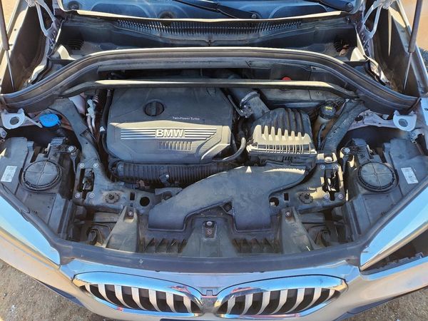 2020 BMW X1 sDrive28i — Engine bay