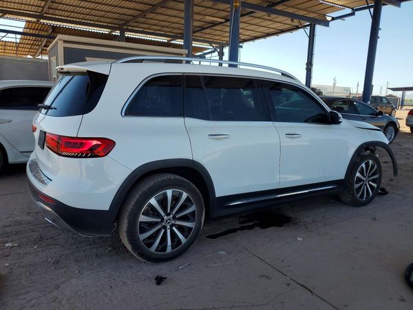 2022 MERCEDES-BENZ GLB GLB250