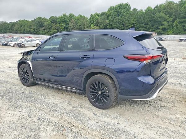 2026 TOYOTA HIGHLANDER