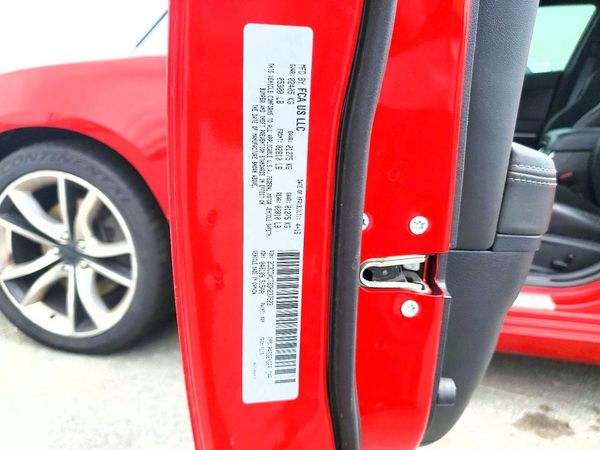 2016 DODGE CHARGER R/T