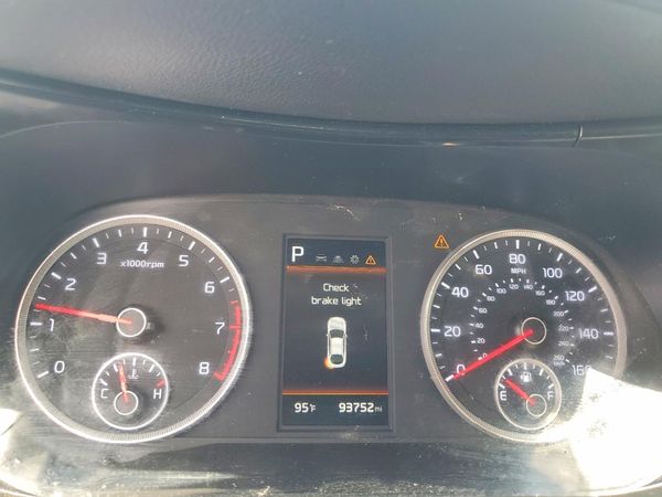 2021 KIA K5 LXS