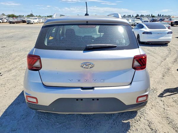 2025 HYUNDAI VENUE SEL, Limited