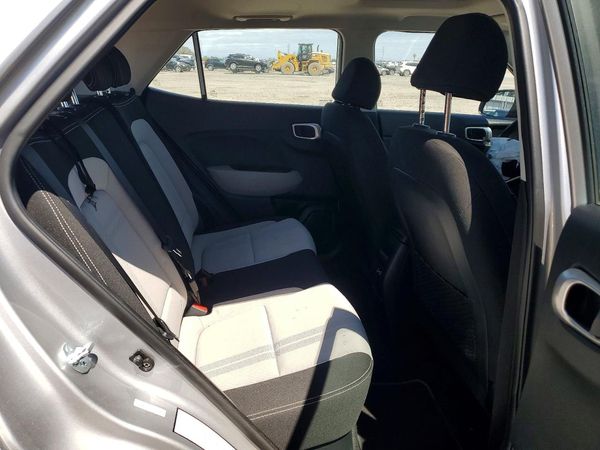 2025 HYUNDAI VENUE SEL, Limited