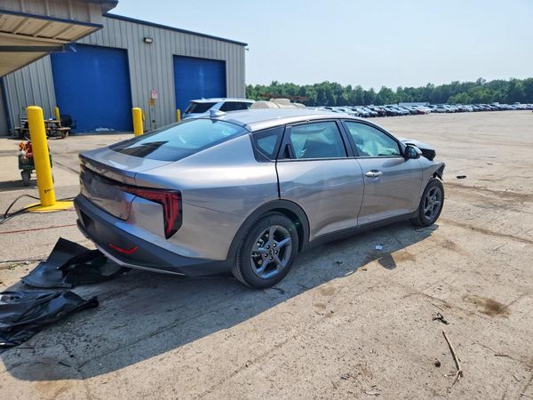 2026 KIA K4 LX, LXS