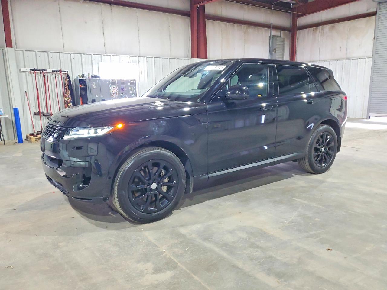 2025 LAND ROVER RANGE ROVER SPORT P360 SE