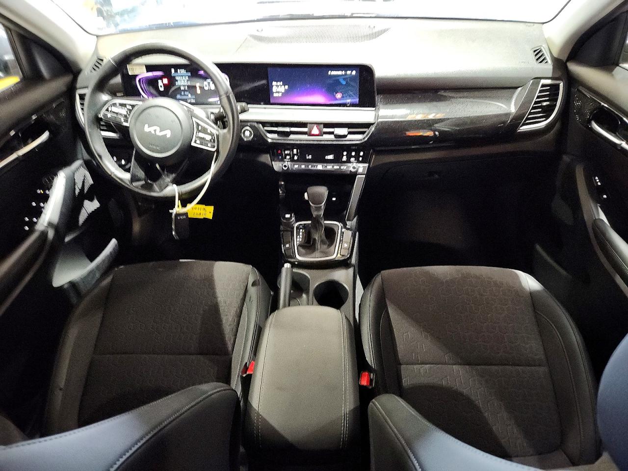 2025 KIA SELTOS S, X-Line