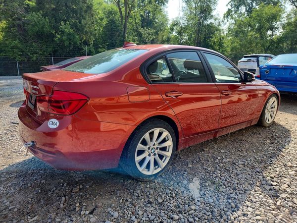 2018 BMW 320 xDrive SA