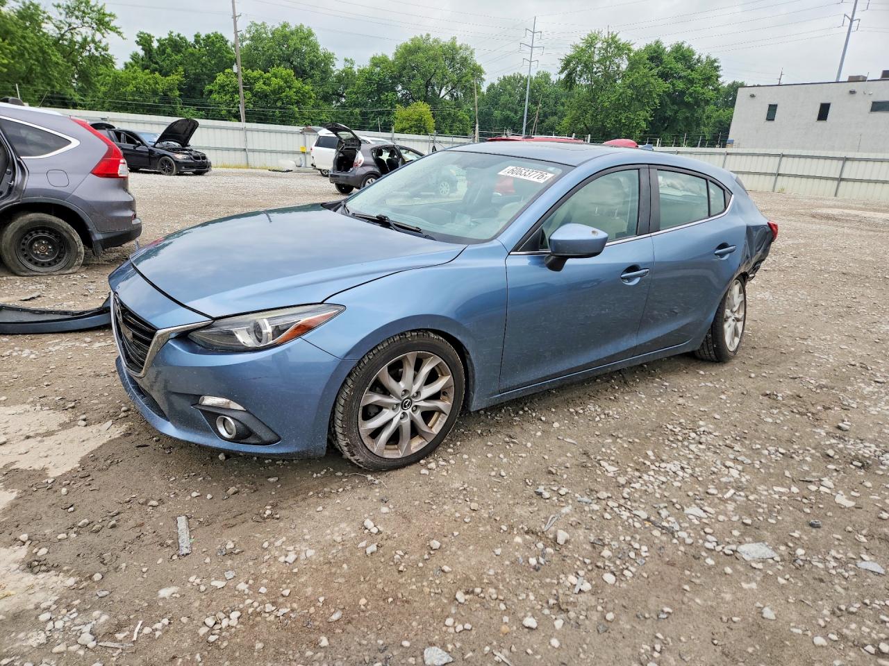 2016 MAZDA 3 SE