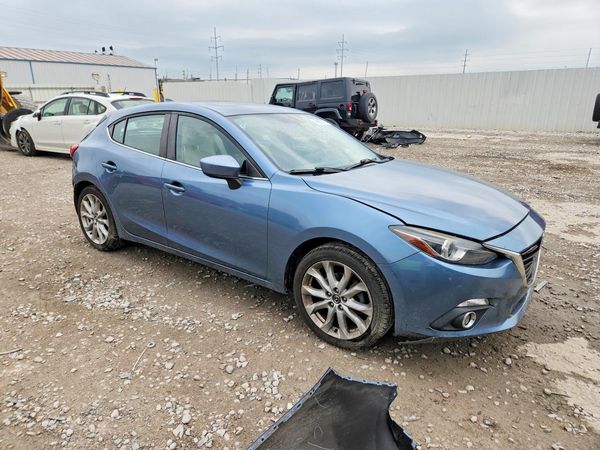 2016 MAZDA 3 SE
