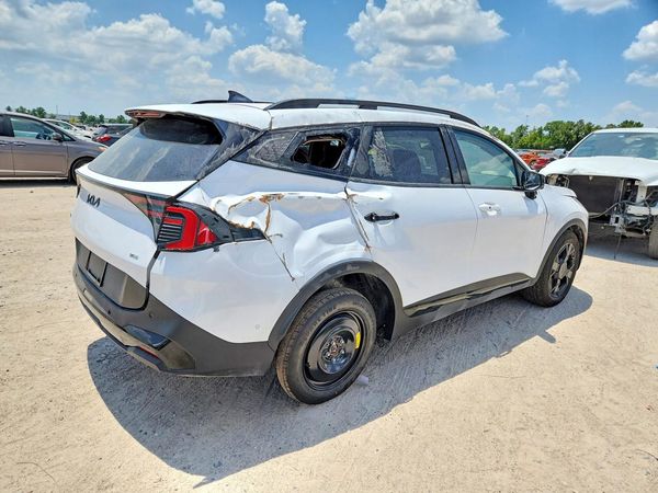 2026 KIA SPORTAGE X-LINE