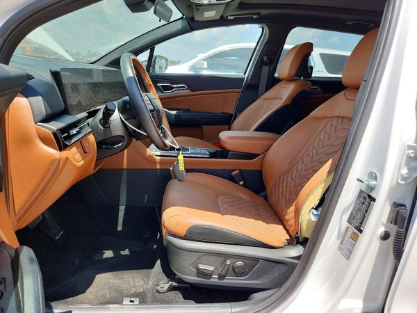 2026 KIA SPORTAGE X-LINE