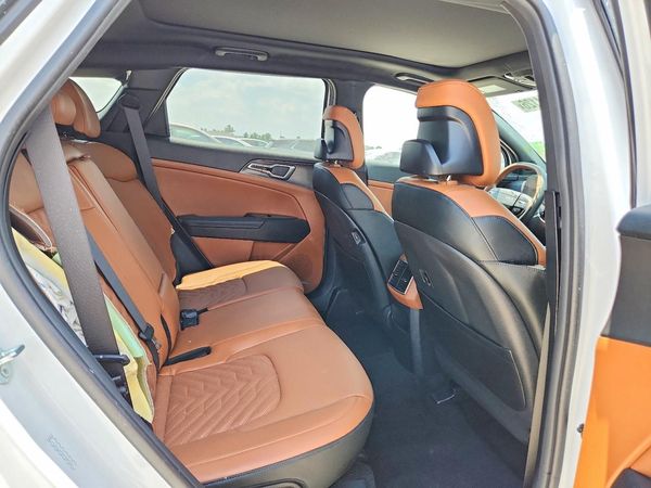 2026 KIA SPORTAGE X-LINE