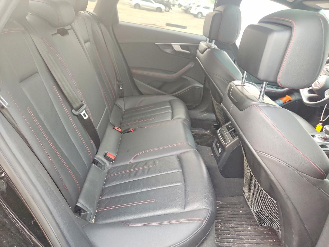 2019 AUDI A4 quattro Premium Plus