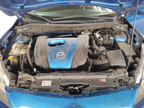 2012 MAZDA 3 Touring/GS