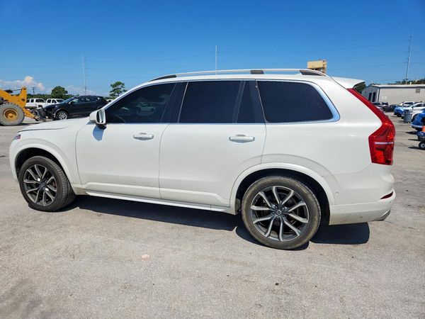 2018 VOLVO XC90