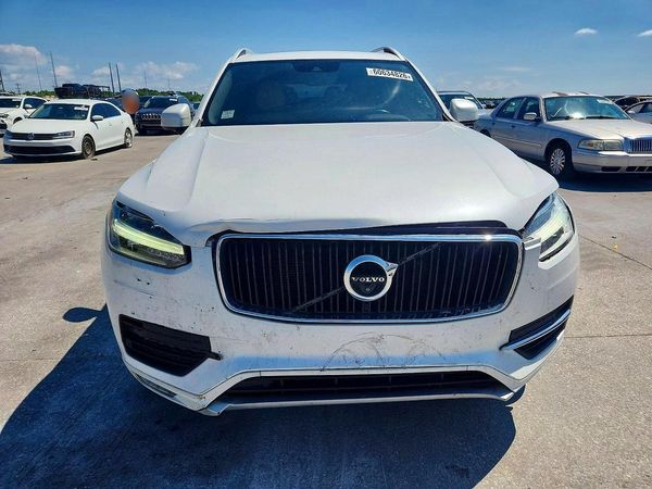 2018 VOLVO XC90