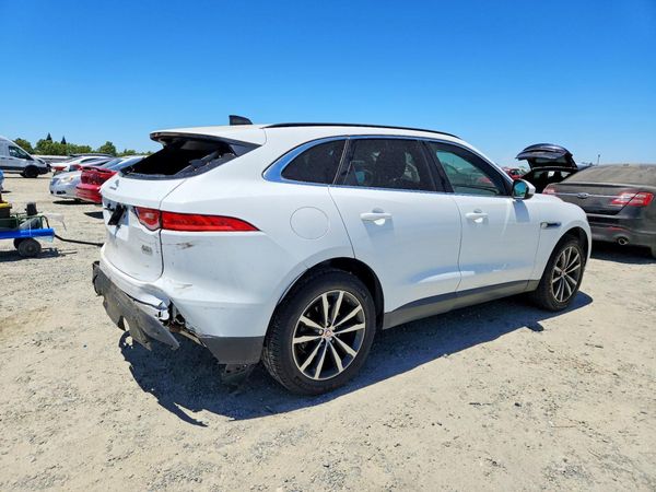 2020 JAGUAR F-PACE Prestige