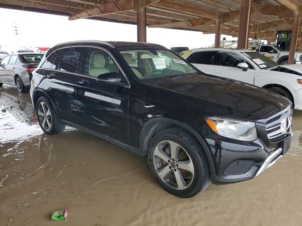 2019 MERCEDES-BENZ GLC GLC300