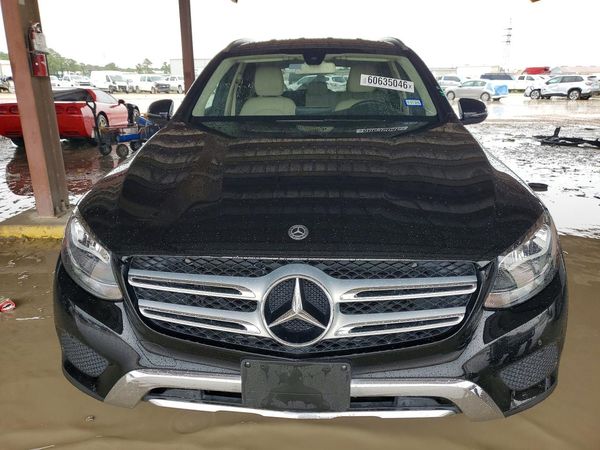 2019 MERCEDES-BENZ GLC GLC300