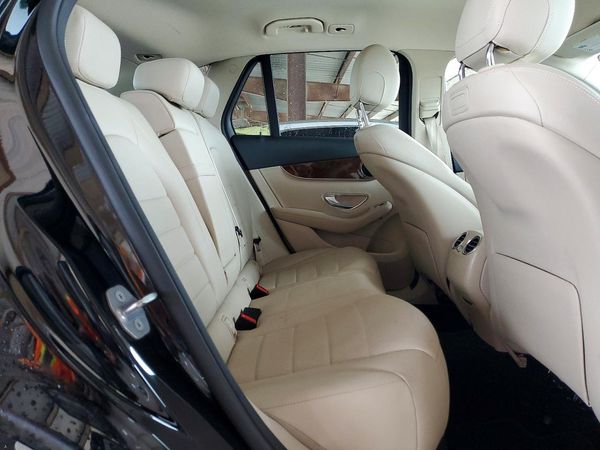 2019 MERCEDES-BENZ GLC GLC300