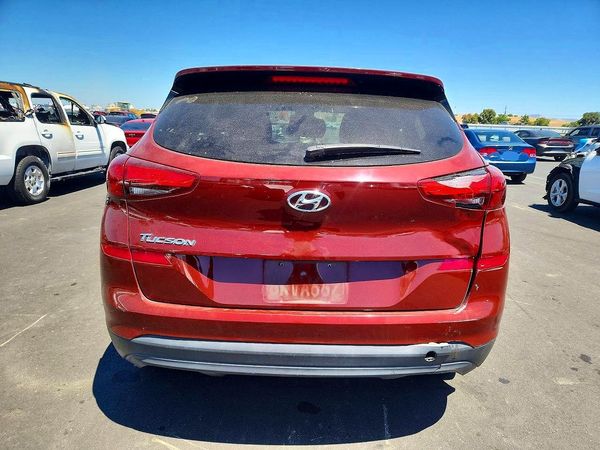 2019 HYUNDAI TUCSON SE
