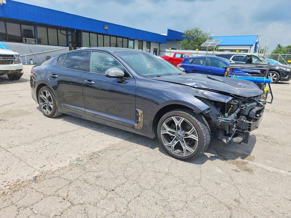 2020 KIA STINGER Base
