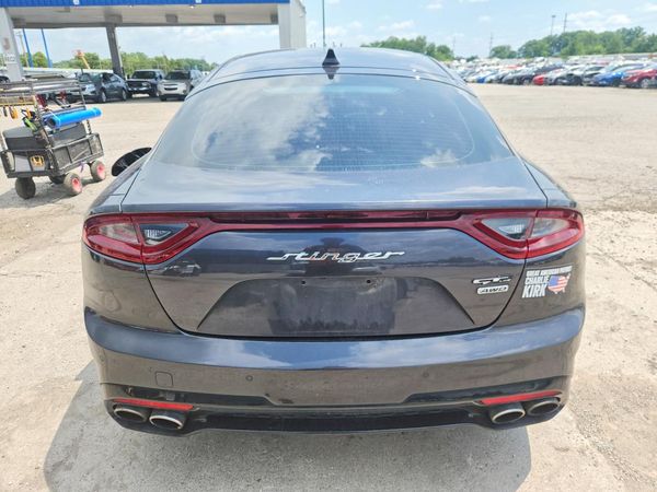 2020 KIA STINGER Base