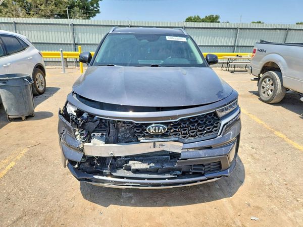 2021 KIA SORENTO