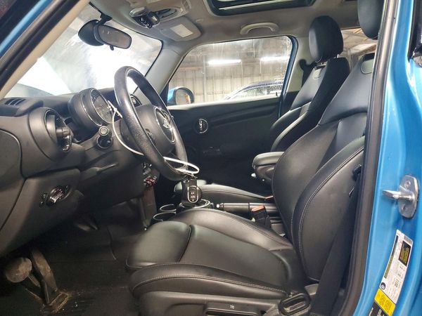 2016 MINI COOPER