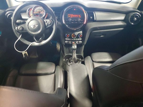 2016 MINI COOPER
