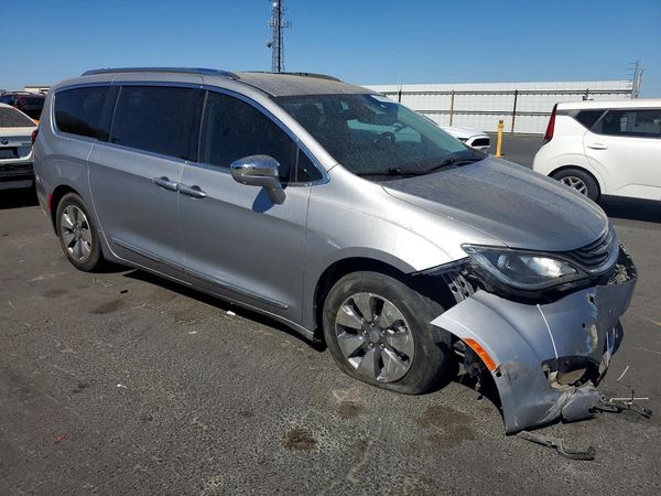 2018 CHRYSLER PACIFICA