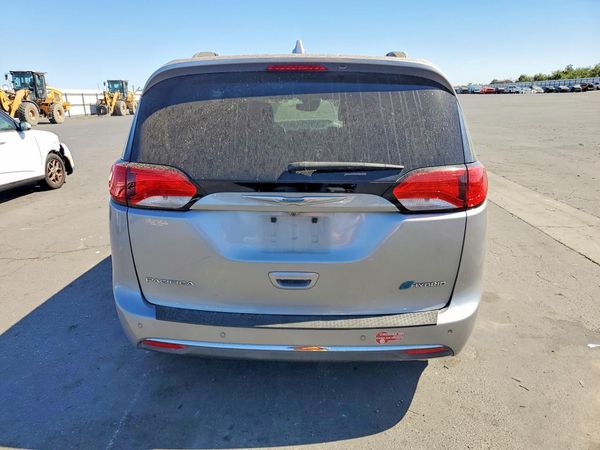 2018 CHRYSLER PACIFICA