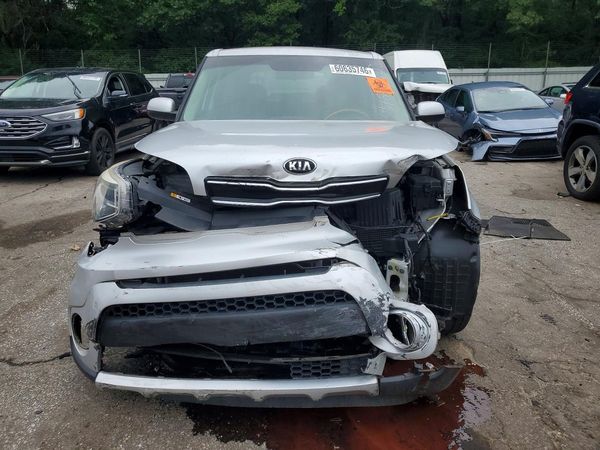 2017 KIA SOUL